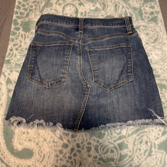 Women’s Jean Skirt - Picture 2 of 3